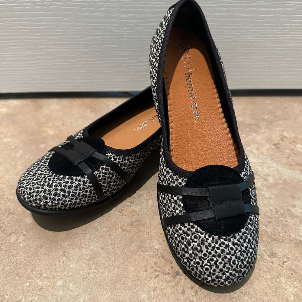 Bernie Mev Nicole Woven Ballet Flats Size 38